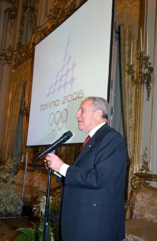 Incontro con una delegazione del Comitato per l'Organizzazione dei XX Giochi Olimpici Invernali Torino 2006 per la presentazione del &quot;logo&quot; della manifestazione