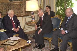 Incontro con Ariel Sharon, Primo Ministro dello Stato d'Israele