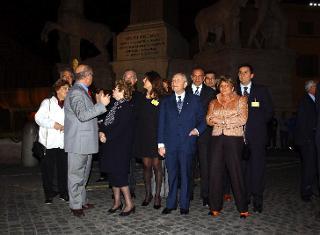 Uscita del Presidente della Repubblica sulla piazza del Quirinale per visionare in notturno la nuova illuminazione del Palazzo