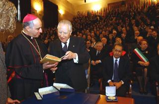 Intervento del Presidente della Repubblica all'inaugurazione dell'Anno Accademico 2002-2003 della Pontificia Università Lateranense