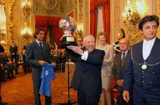 Incontro del Presidente della Repubblica con i giocatori della Squadra Nazionale di Calcio alla vigilia della partenza per Tokio in occasione dei Mondiali di Calcio 2002