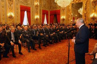 Incontro del Presidente della Repubblica con i giocatori della Squadra Nazionale di Calcio alla vigilia della partenza per Tokio in occasione dei Mondiali di Calcio 2002