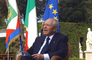 Messaggio del Presidente Ciampi agli Italiani in occasione della Festa della Repubblica