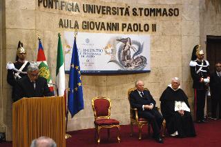 Intervento del Presidente della Repubblica al 27° incontro per il Trentennale di lavoro dei dipendenti della Banca d'Italia, Roma, Pontificia Università San Tommaso d'Aquino