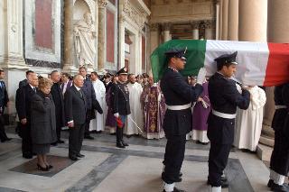 Intervento del Presidente della Repubblica ai funerali di Stato degli Italiani caduti nell'attentato a Nassiriya in Iraq, Roma, Basilica di San Paolo fuori le Mura