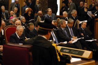 Intervento del Presidente della Repubblica - in forma ufficiale - all'inaugurazione dell'Anno Giudiziario della Corte dei conti per il 2004, Roma, Palazzo della Corte dei conti