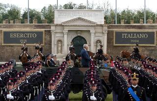 Intervento, in forma ufficiale, alla Festa dell'Esercito, Roma, Ippodromo Militare di Tor di Quinto