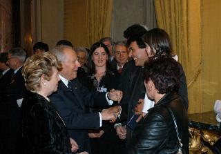 Incontro con il Personale civile e militare del Segretariato Generale della Presidenza della Repubblica e successiva celebrazione della Messa di Pasqua