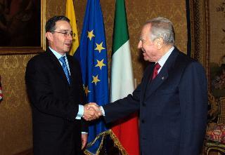 Incontro con il Presidente della Repubblica di Colombia, Signor Alvaro Uribe Velez
