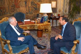Intervista rilasciata a Clemente Mimun per il Tg2, Palazzo del Quirinale