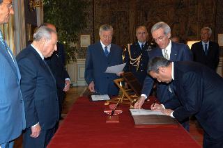 Giuramento del Ministro dell'Economia e delle Finanze del II Gabinetto Berlusconi, Prof. Domenico Siniscalco