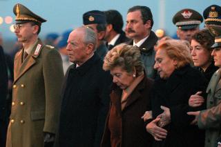 Intervento del Presidente della Repubblica alla cerimonia di rientro della Salma del Maresciallo dell'Esercito Simone Cola caduto a Nassiriya in Iraq, Roma, Aeroporto di Ciampino