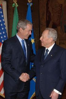 Incontro del Presidente della Repubblica con il Presidente degli Stati Uniti d'America Sig. George Bush Jr. e gli ex Presidenti George Bush e Bill Clinton, Palazzo del Quirinale