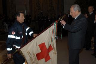 Cerimonia di consegna della Medaglia d'Oro al Merito Civile alla Croce Rossa Italiana