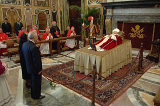 Omaggio alla Salma di S.S. Giovanni Paolo II, Città del Vaticano