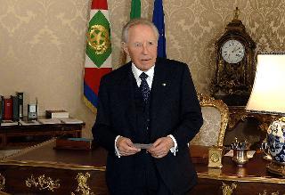 Dichiarazione del Presidente Ciampi in seguito alla firma di scioglimento delle Camere, Palazzo del Quirinale