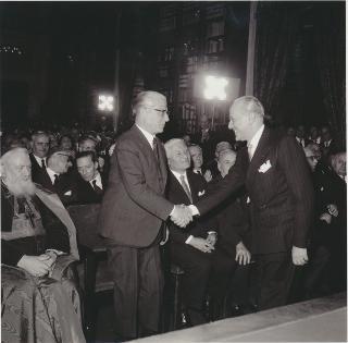 Il Presidente Gronchi all'adunanza solenne dell'Accademia Nazionale dei Lincei a chiusura dell'Anno Accademico, Roma, Palazzo Corsini