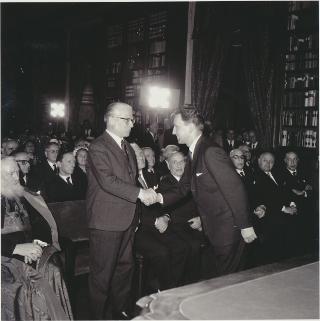 Il Presidente Gronchi all'adunanza solenne dell'Accademia Nazionale dei Lincei a chiusura dell'Anno Accademico, Roma, Palazzo Corsini