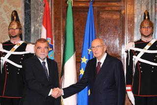 Il Presidente Giorgio Napolitano con Stjepan Mesic, Presidente della Repubblica di Croazia, in visita ufficiale in Italia