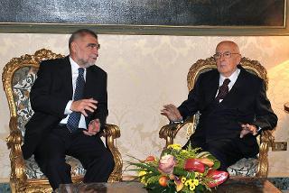 Il Presidente Giorgio Napolitano con Stjepan Mesic, Presidente della Repubblica di Croazia, durante i colloqui