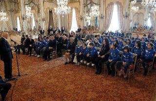 Il Presidente Giorgio Napolitano con il Sindaco, il Presidente della Provincia di Pisa ed una delegazione di insegnanti e di studenti dell'Istituto Tongiorgi