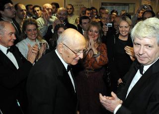 Il Presidente della Repubblica Giorgio Napolitano con una delegazione di maestranze del Teatro alla Scala