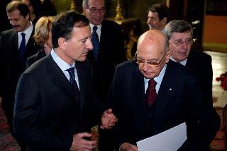 Il Presidente Giorgio Napolitano con il Ministro degli Esteri Franco Frattini in occasione della presentazione degli auguri da parte del Corpo Diplomatico