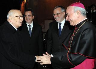 Il Presidente Giorgio Napolitano al suo arrivo alla Comunità di Sant'Egidio accolto da Mons.Paglia, Andrea Riccardi e Marco Impagliazzo