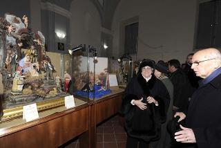 Il Presidente Giorgio Napolitano visita la mostra di arte presepiale organizzata dall'associazione presepistica napoletana