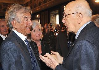Il Presidente Giorgio Napolitano con il Premio Nobel per la Pace, Prof. Elie Wiesel in occasione della celebrazione del &quot;Giorno della Memoria&quot;