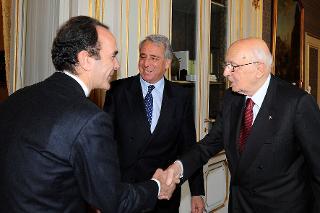 Il Presidente Giorgio Napolitano accoglie Stefano Parisi, Amministratore Delegato di Fastweb, in occasione della presentazione del volume "Fastweb 1999-2009 - Storia di un'impresa innovativa"