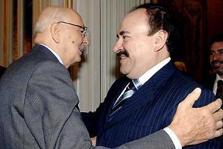Il Presidente Giorgio Napolitano accoglie Antonio Leal, Presidente della Camera dei deputati cilena
