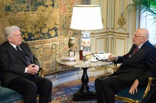 Il Presidente Giorgio Napolitano nel corso dei colloqui con Sergio Zavoli, Presidente della Commissione parlamentare per l'indirizzo generale e la vigilanza dei servizi radiotelevisivi