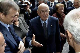 Il Presidente Giorgio Napolitano con la moglie Clio, nella foto con Piero Fassino, Segretario dei DS, all'arrivo al Campus ITCILO/ONU.