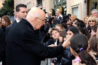 Il Presidente Giorgio Napolitano incontra alcuni studenti delle scuole intitolate a Sandro Pertini nel ventennale della morte del Presidente Emerito