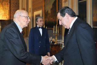 Il Presidente Giorgio Napolitano accoglie il Sig. Rachid Mohamed Rachid, Ministro del Commercio e dell'Industria della Repubblica Araba d'Egitto nel suo studio al Quirinale