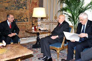 Il Presidente Giorgio Napolitano con Francesco Cersosimo, Presidente dell'Associazione Nazionale Giudici di Pace .