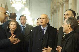Il Presidente Giorgio Napolitano e la signora Clio in visita alla Moschea Omaiade