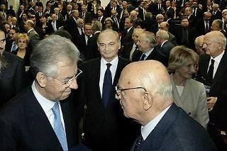 Il Presidente Giorgio Napolitano con Mario Monti, Presidente dell'Università &quot;Luigi Bocconi&quot; al termine della cerimonia di inaugurazione dell'Anno Accademico
