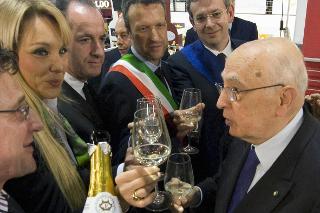 Il Presidente Giorgio Napolitano visita la Fiera di Verona per la 44° edizione del Vinitaly