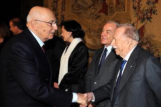 Il Presidente Giorgio Napolitano con Giovanni Pieraccini, Presidente della Fondazione Romaeuropa in occasione del concerto per i 25 anni della Fondazione Romaeuropa