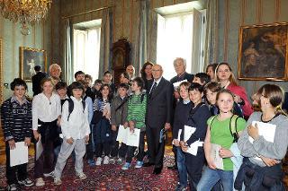Il Presidente Giorgio Napolitano con studenti della Scuola Svizzera di Roma