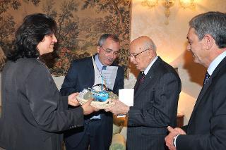 Il Presidente Giorgio Napolitano con i rappresentanti della Fondazione San Vito Onlus