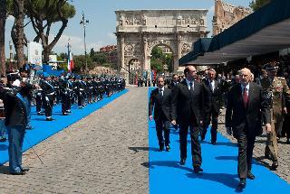 Il Presidente Giorgio Napolitano, con il Ministro della Giustizia Angelino Alfano e il Capo Dipartimento dell'Amministrazione Penitenziaria Franco Ionta, alla Festa del Corpo di Polizia Penitenziaria