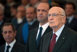 Il Presidente Giorgio Napolitano, con il Ministro Alfano e il Capo Dipartimento Franco Ionta, in raccoglimento durante il minuto di silenzio in onore dei militari deceduti in Afghanistan, nel corso della celebrazione del 193° anniversario di fondazione del Corpo di Polizia Penitenziaria
