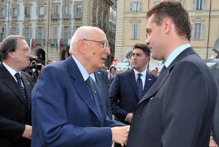 Il Presidente della Repubblica, Giorgio Napolitano, saluta il Presidente della Regione Piemonte Roberto Cota