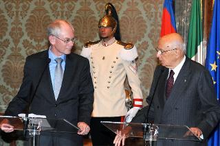 Il Presidente Giorgio Napolitano con il Signor Herman Van Rompuy, Presidente del Consiglio Europeo, nel corso delle dichiarazioni alla stampa
