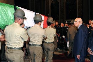Il Presidente Giorgio Napolitano nel corso delle esequie solenni dei militari italiani caduti in Afghanistan
