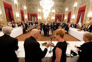 Il brindisi fra il Presidente Giorgio Napolitano e il Presidente della Repubblica di Finlandia Tarja Halonen