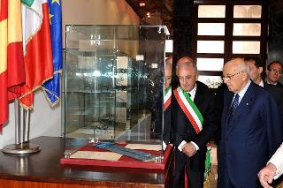 Il Presidente Giorgio Napolitano nel corso della visita alla Mostra &quot;Salerno la città della Costituzione&quot;